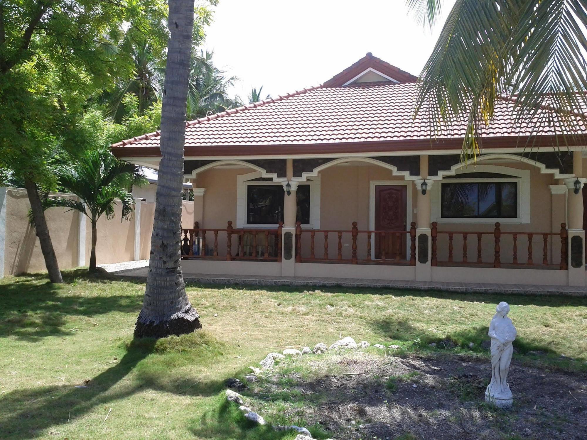 Luzmin Bh - Cottages And Bungalows Oslob Luaran gambar